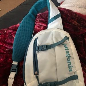 Patagonia Atom 8L Sling